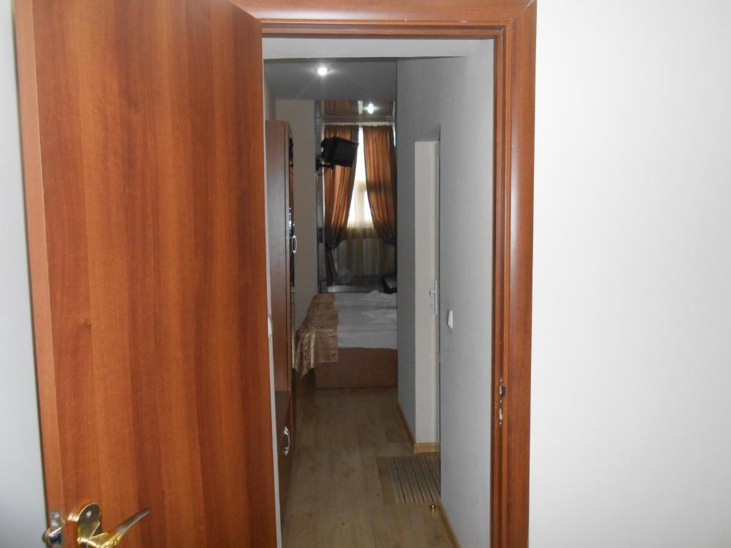 Noah'S Ark B&B Tbilisi Rum bild